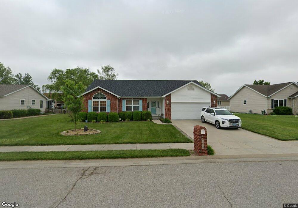 308 Silverthorne Dr, Freeburg, IL 62243 - photo 1