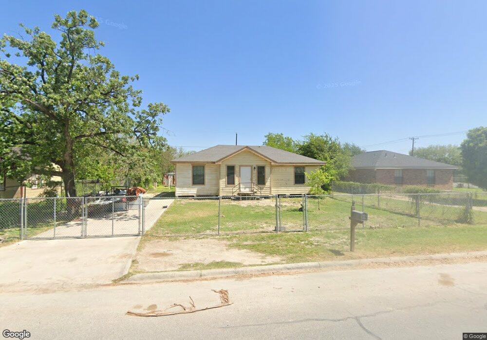 135 E Butler St, Pharr, TX 78577 - photo 1