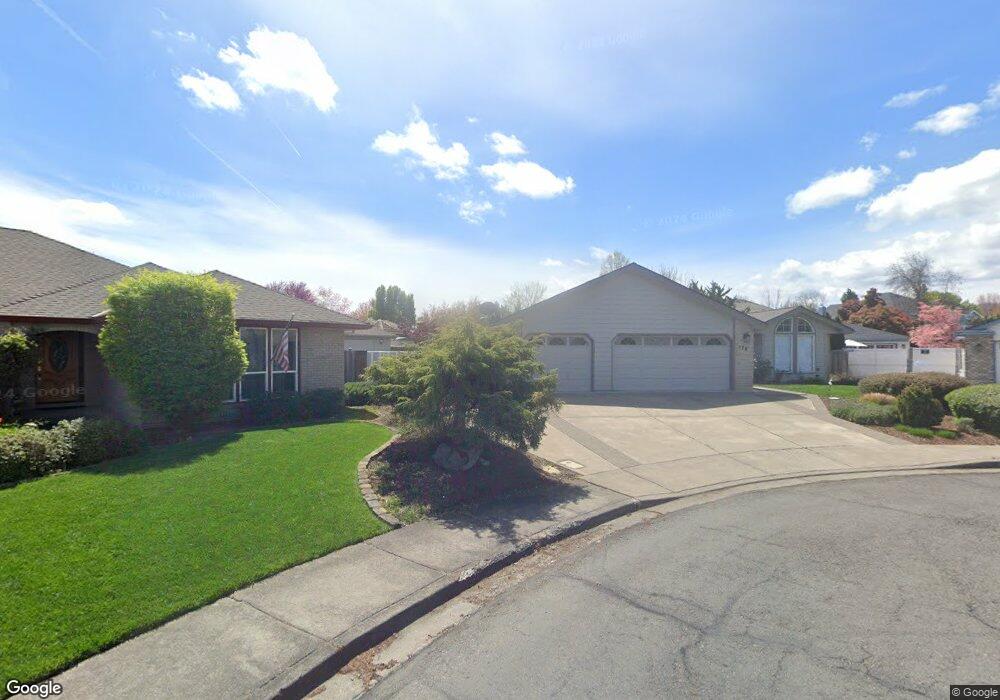 179 Tiffany Ct, Central Point, OR 97502 - photo 1