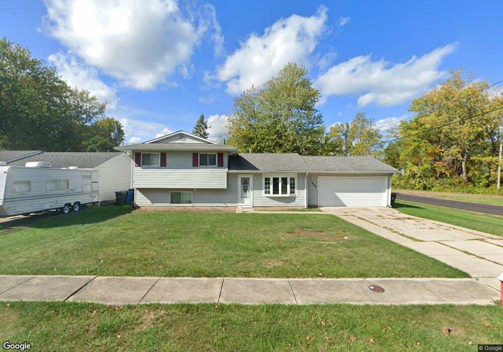 602 Grantwood Ave, Sheffield Lake, OH 44054 - photo 1