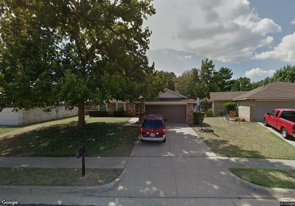 2929 Turtlerock Dr, Bedford, TX 76021 - photo 1