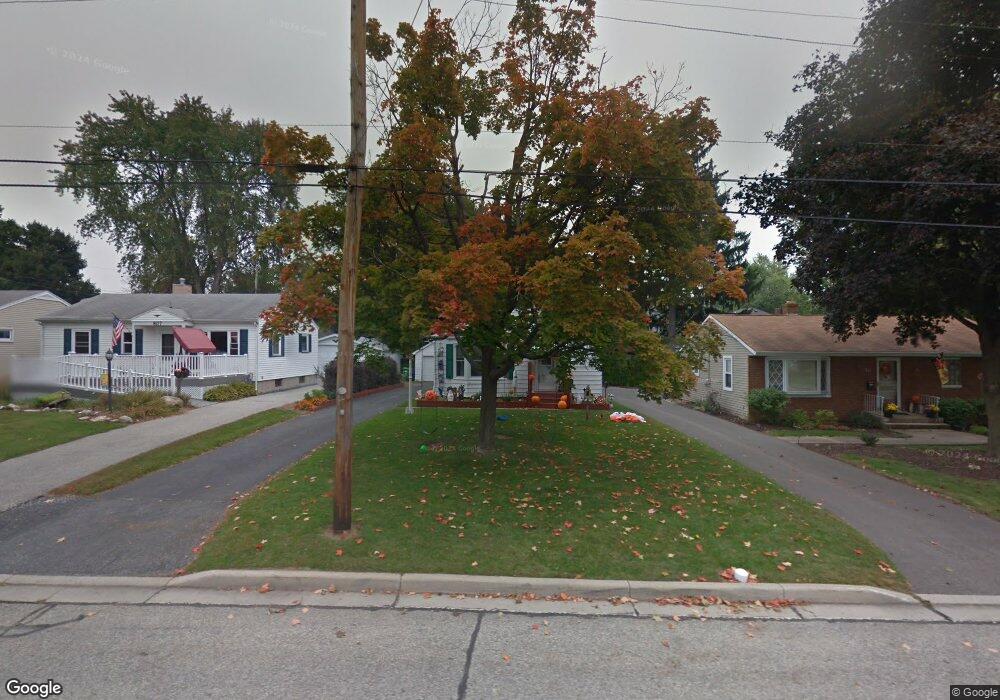 809 Fox St, La Porte, IN 46350 - photo 1