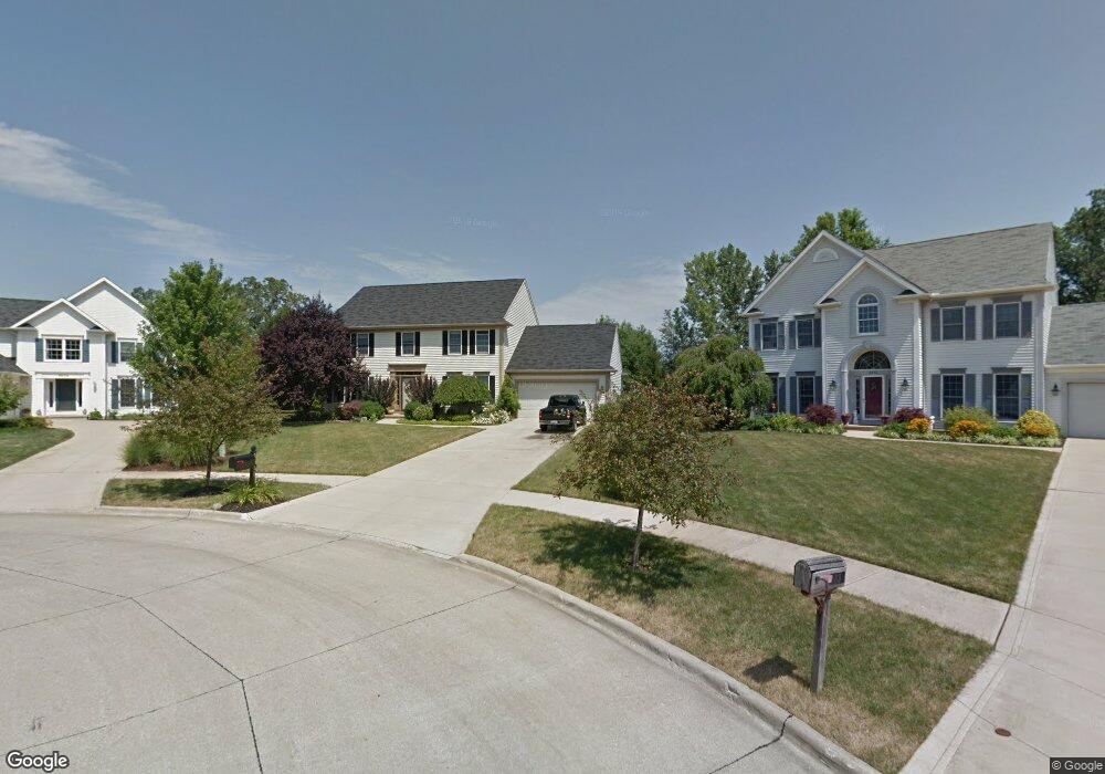 8632 Graham Cir, Olmsted Falls, OH 44138 - photo 1