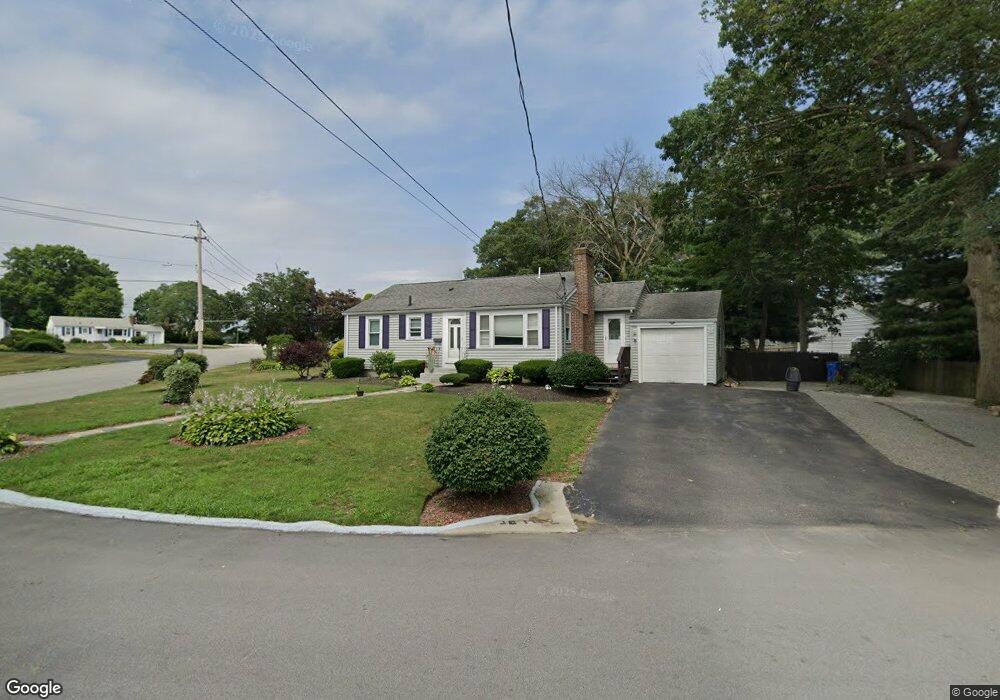 196 Poplar Dr, Cranston, RI 02920 - photo 1