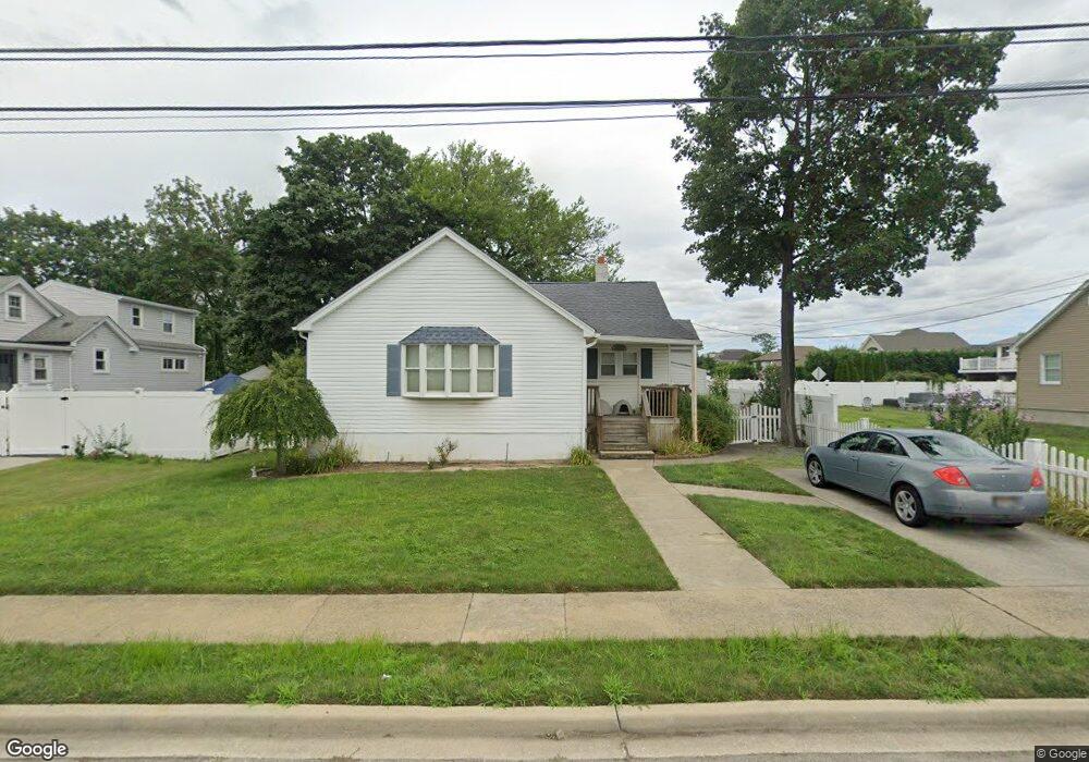 408 Garden St, Bellmore, NY 11710 - photo 1