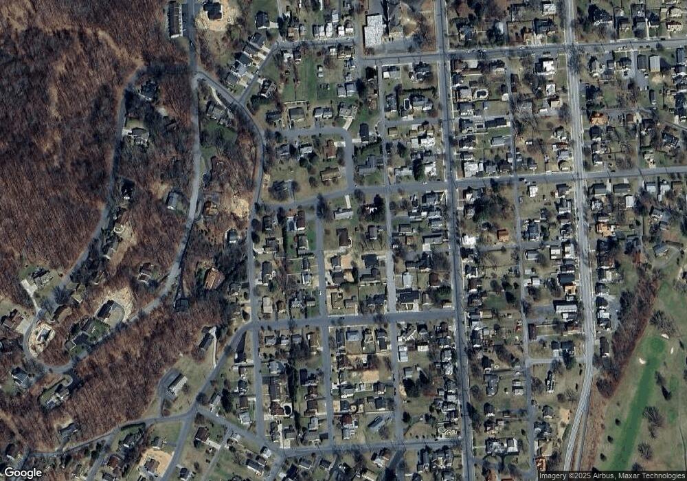 515 S Thomas St, Bedford, PA 15522 - photo 1