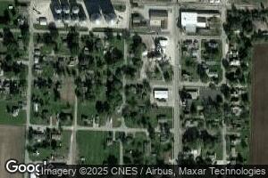 127 W Anderson St, Wolcott, IN 47995