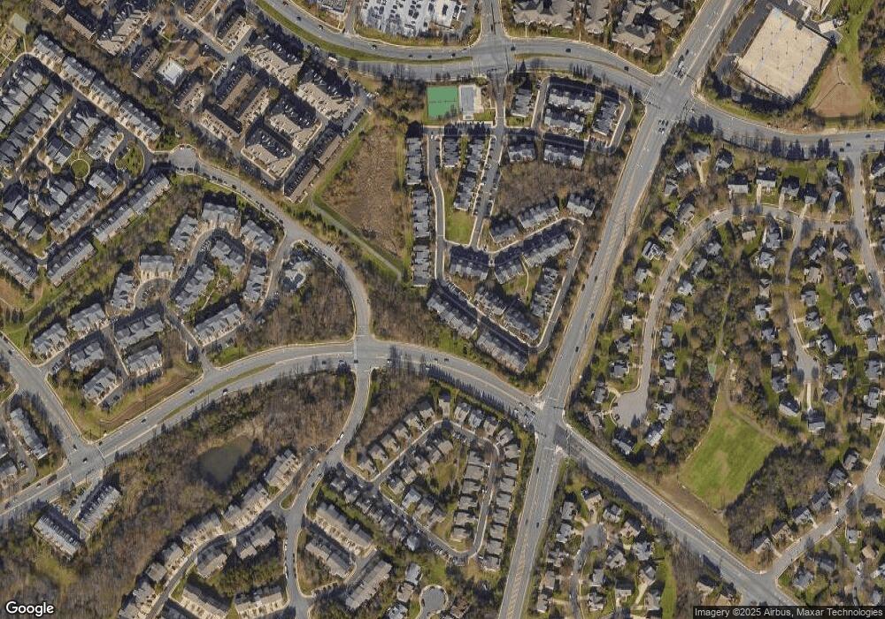 13006 Park Crescent Cir, Herndon, VA 20171 - photo 1