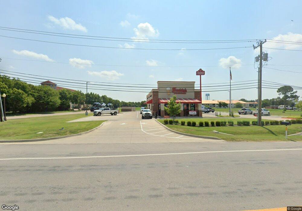 1213 E Ennis Ave, Ennis, TX 75119 - photo 1