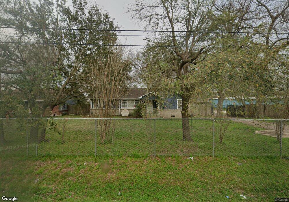 6416 Stuebner Airline Rd, Houston, TX 77091 - photo 1