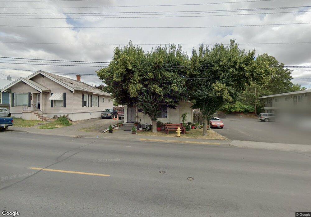 4 NW 10th St, Pendleton, OR 97801 - photo 1