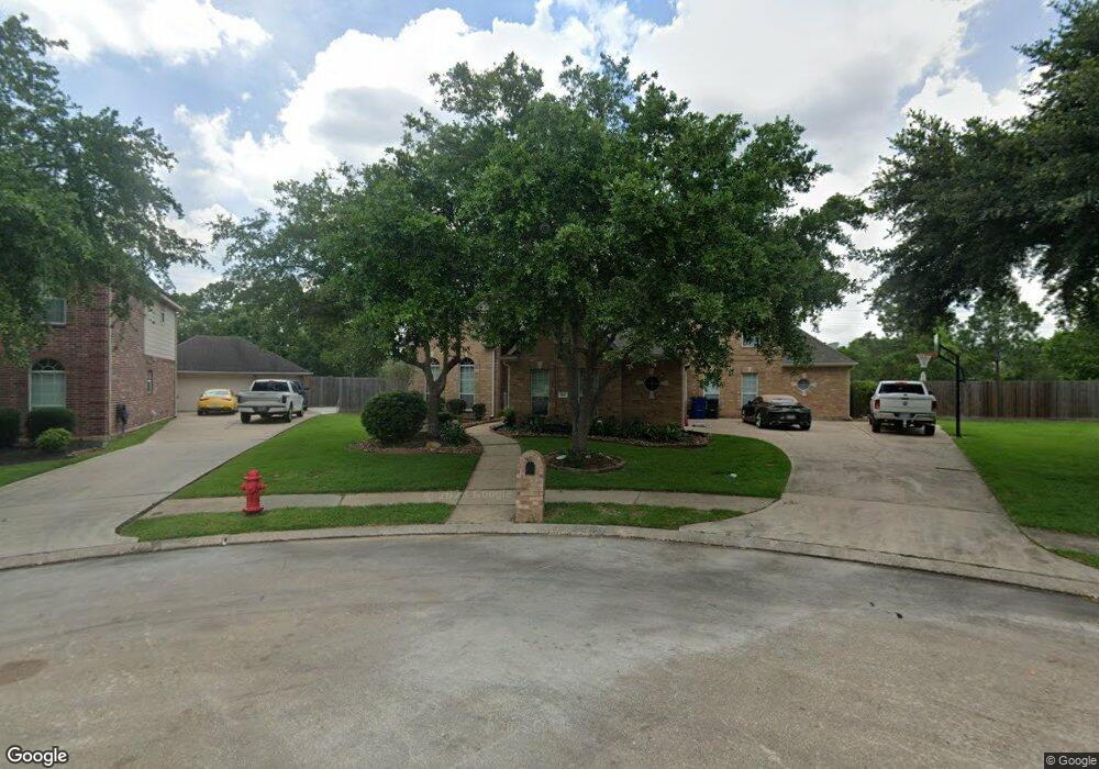 204 Falcon Lake Cir, Friendswood, TX 77546 - photo 1