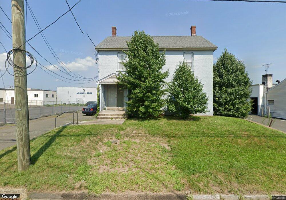 662 Oakwood Ave, West Hartford, CT 06110 - photo 1