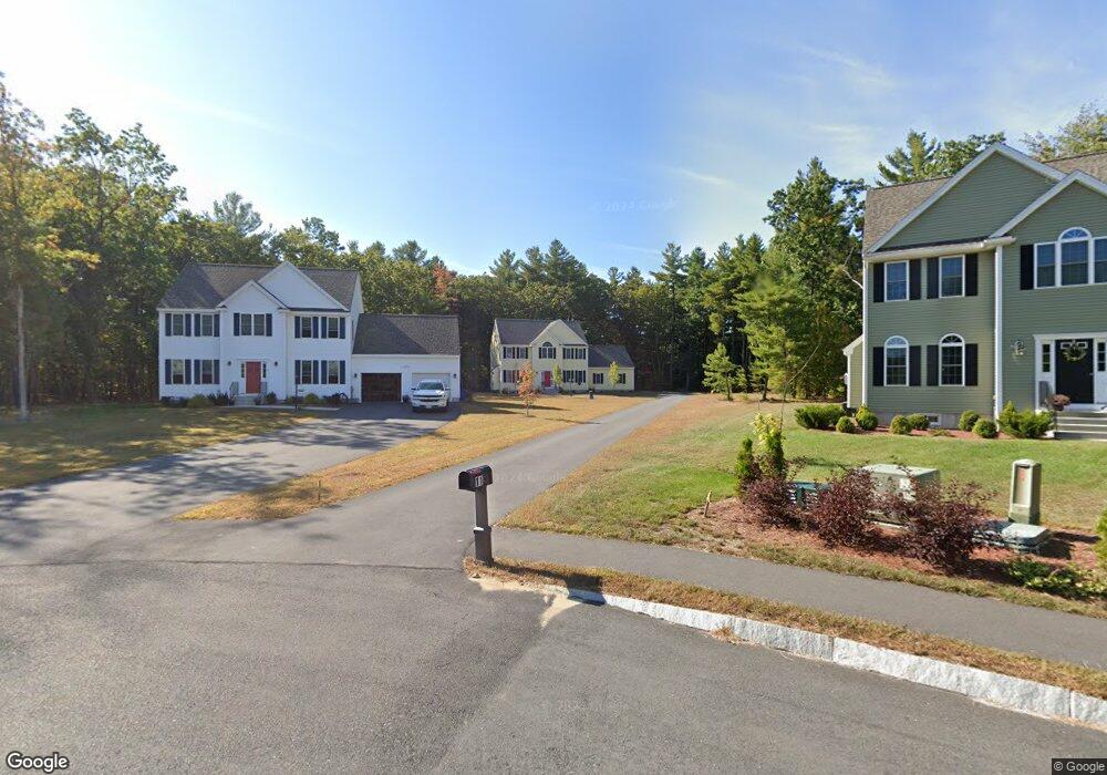 11 Pond View Cir, Shirley, MA 01464 - photo 1