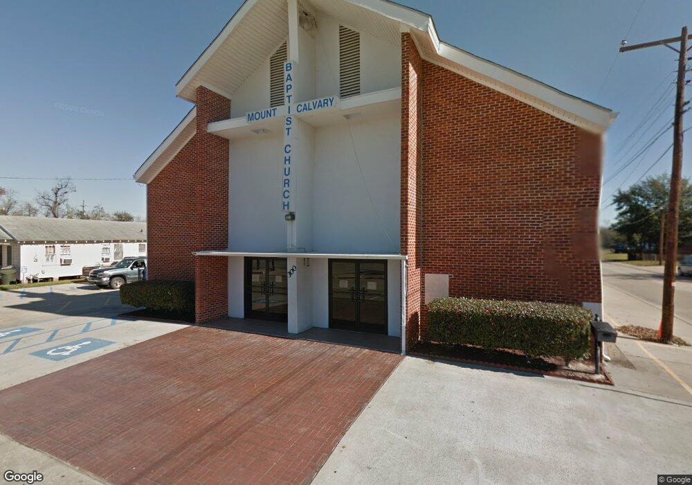 300 N Blake St, Lake Charles, LA 70601 - photo 1