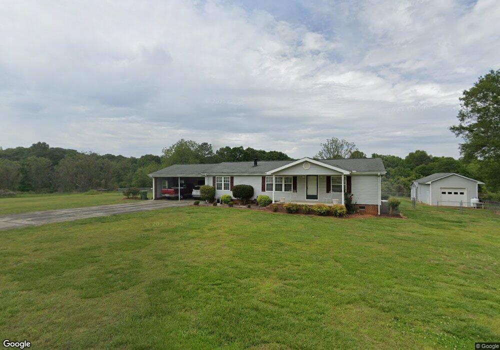 24 Green St, Royston, GA 30662 - photo 1