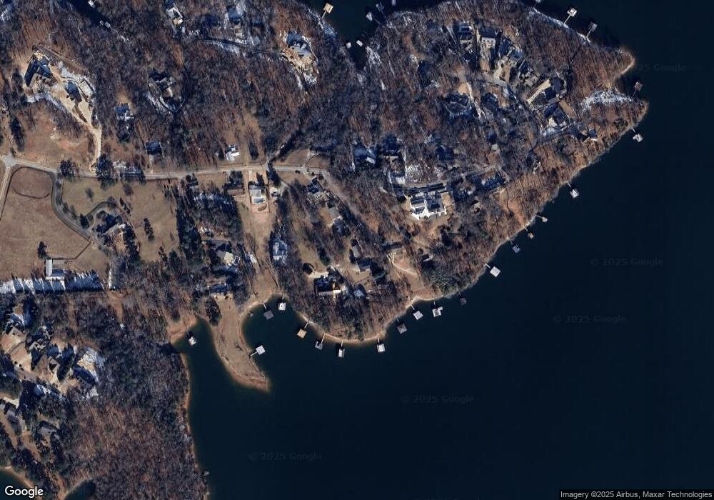 4015 Chapman Dr, Gainesville, GA 30506 - photo 1