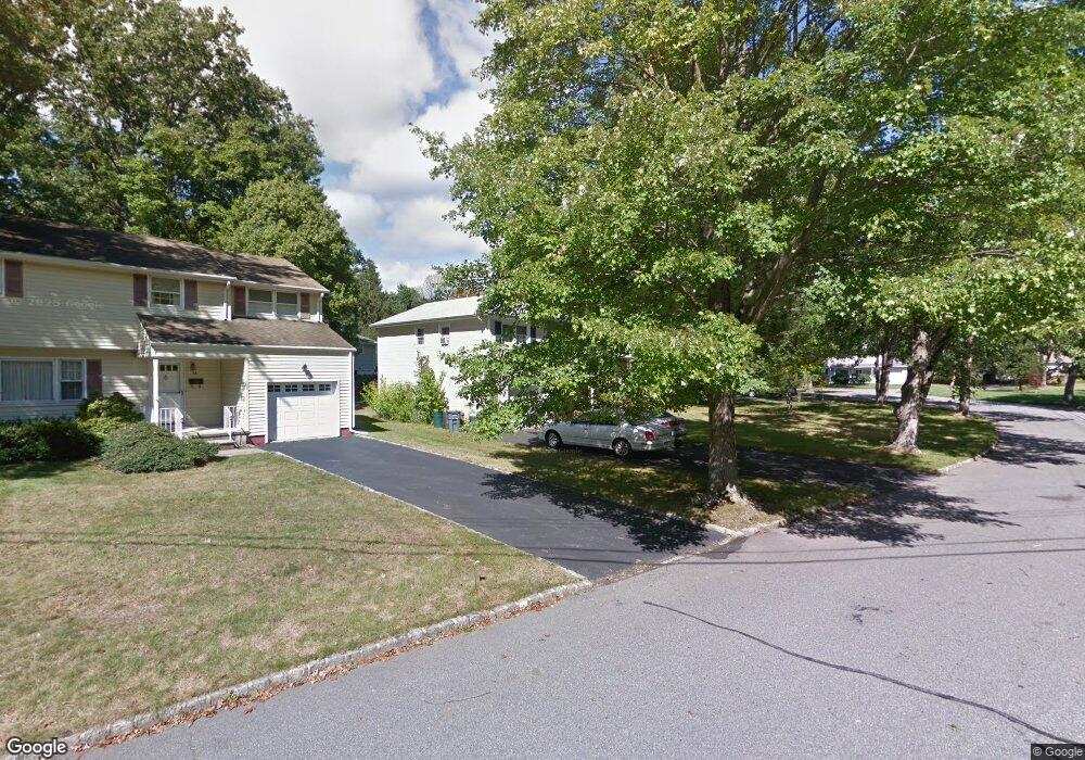 10 Mee Ln, New Providence, NJ 07974 - photo 1