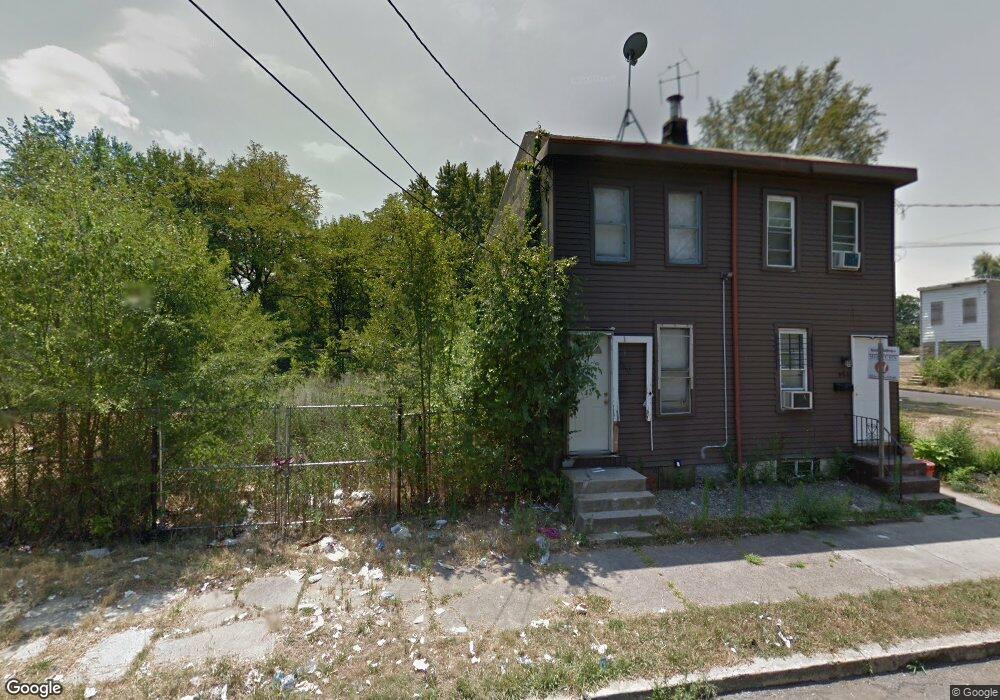 958 Jefferson St, Camden, NJ 08104 - photo 1