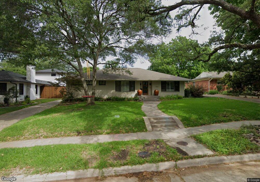 7131 Cornelia Ln, Dallas, TX 75214 - photo 1