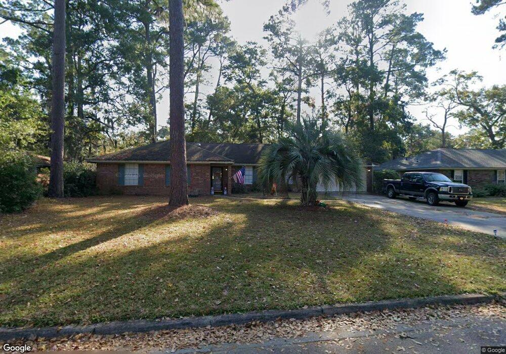 1112 Oakleaf Dr, Savannah, GA 31410 - photo 1