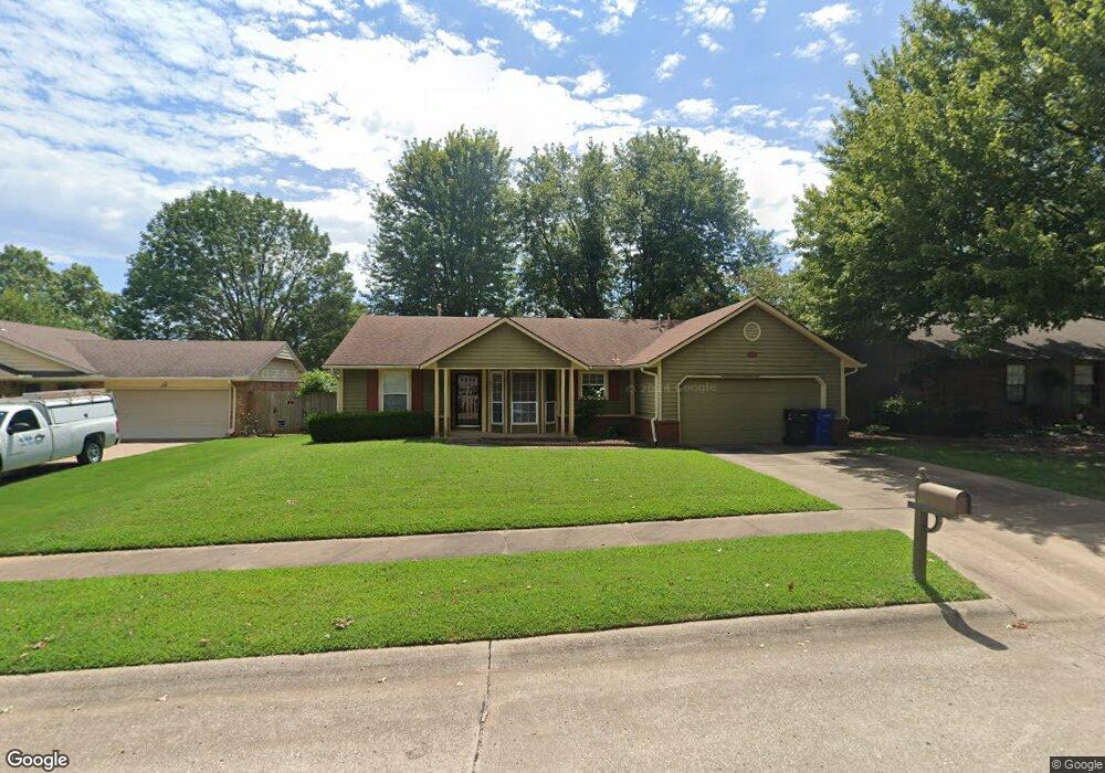1319 W Hot Springs St, Broken Arrow, OK 74011 - photo 1