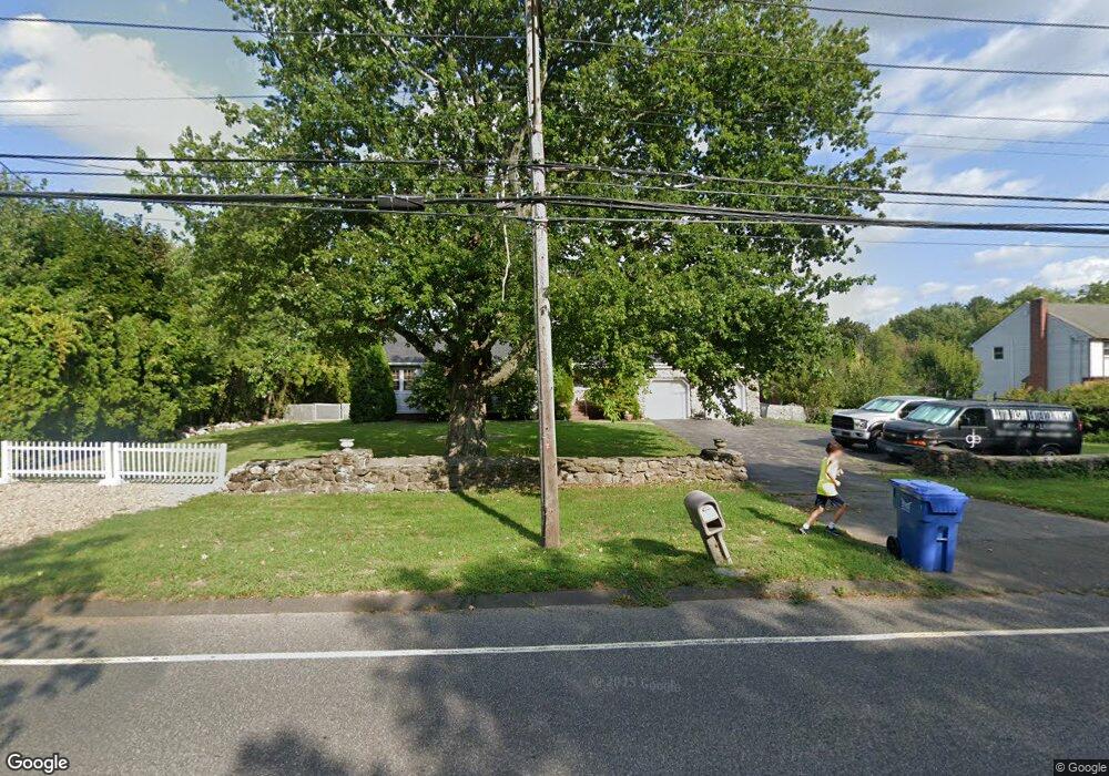 908 Daniels Farm Rd, Trumbull, CT 06611 - photo 1