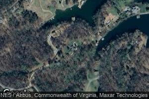 70 Rankin Dr, Hardy, VA 24101