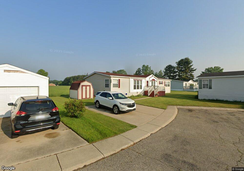 471 Bigleaf Ct, Flint, MI 48506 - photo 1