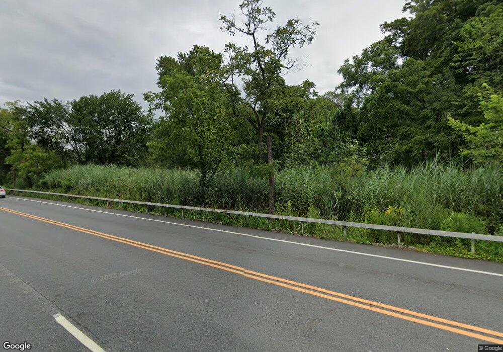 2530 Crompond Crossing, Yorktown Heights, NY 10598 - photo 1