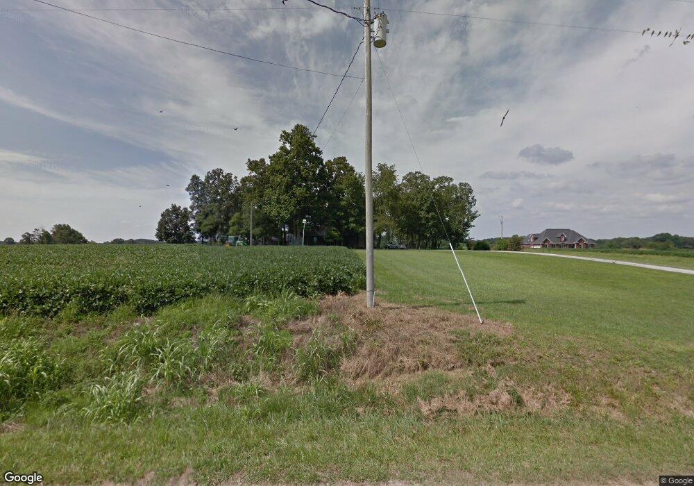 2677 Hawkersmith Rd, Manchester, TN 37355 - photo 1