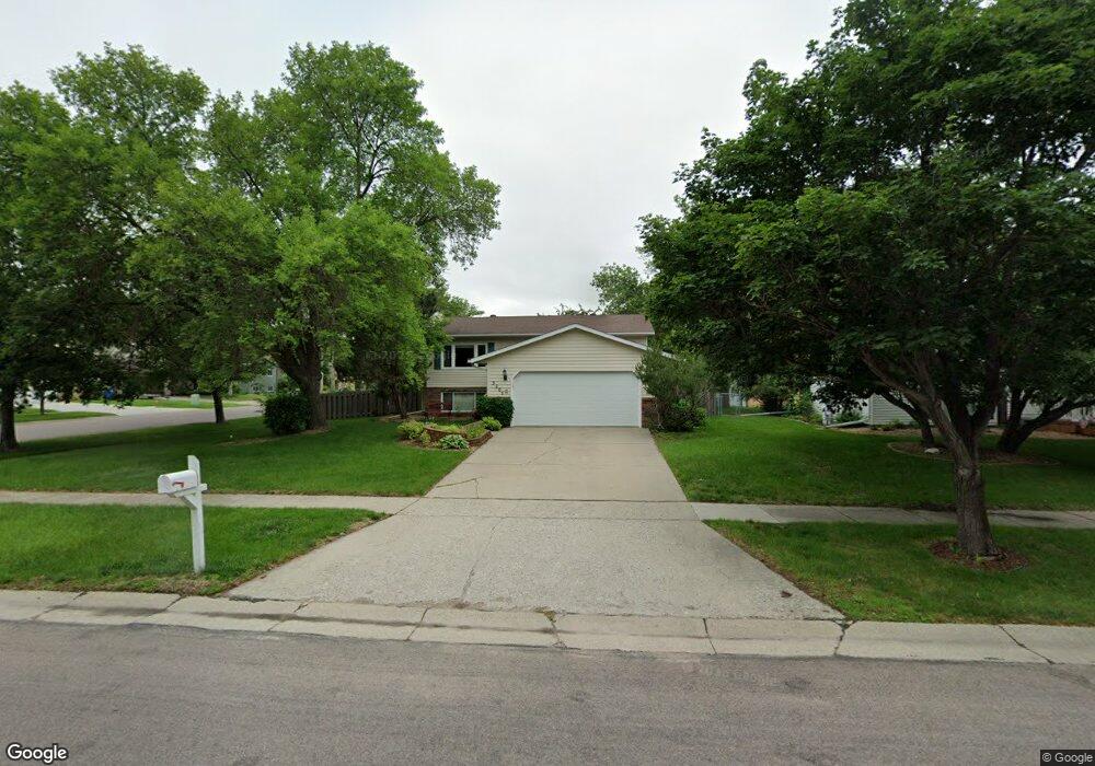 3202 Maple St N, Fargo, ND 58102 - photo 1