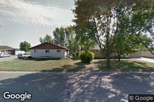 802 E 10th St, Grafton, ND 58237