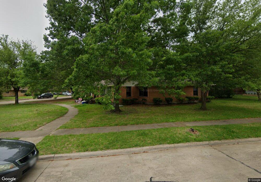 1101 Sunset Dr, Ennis, TX 75119 - photo 1