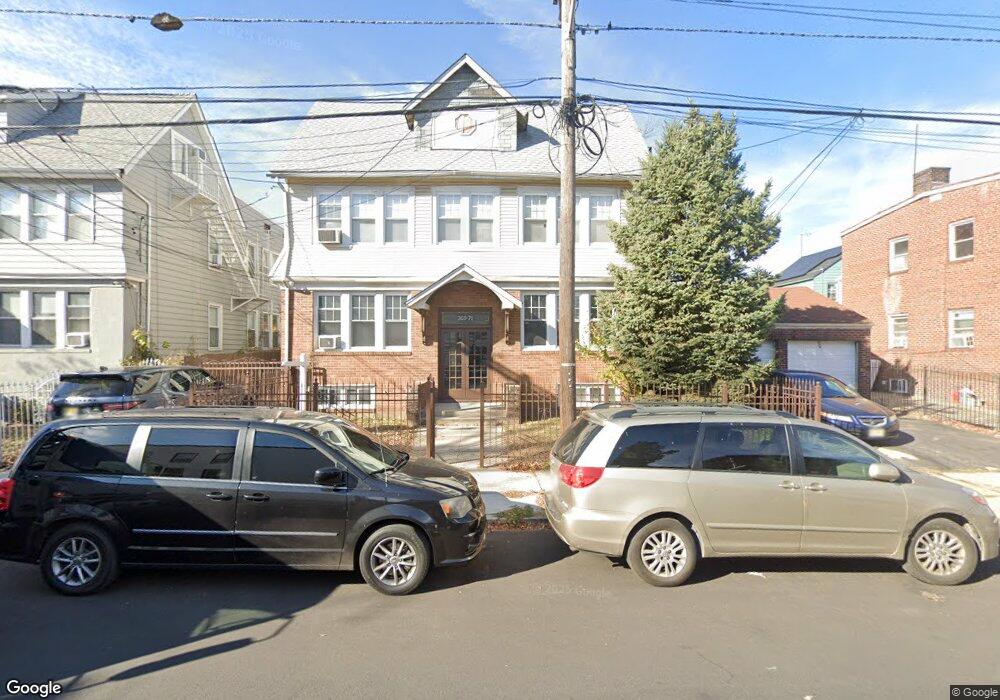 Sold $750,000 • Co-Listing Agent