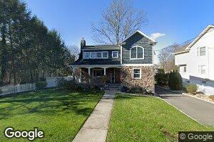 18 Cortland St, Roseland, NJ 07068