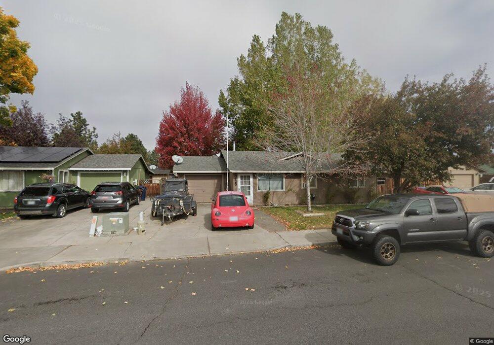 3125 SW Quartz Ave, Redmond, OR 97756 - photo 1