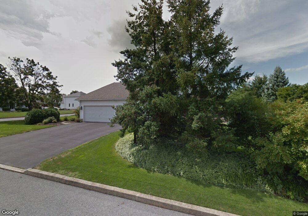 511 Trails End, Easton, PA 18040 - photo 1