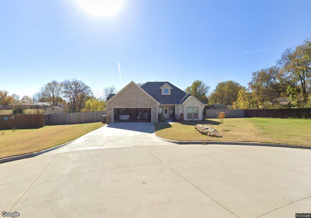 302 Hidden Path, Ardmore, OK 73401 - photo 1
