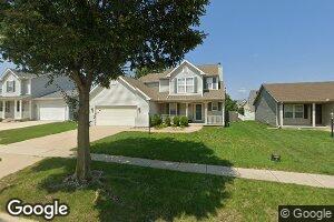 3910 Sandstone Dr, Champaign, IL 61822