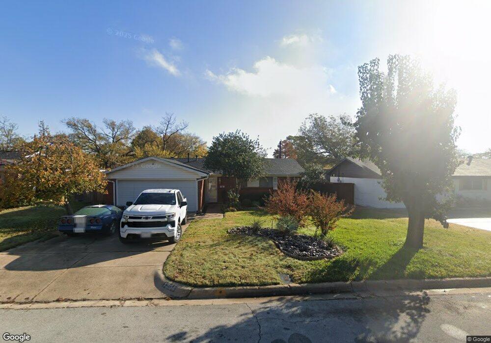 1204 Simpson Dr, Hurst, TX 76053 - photo 1
