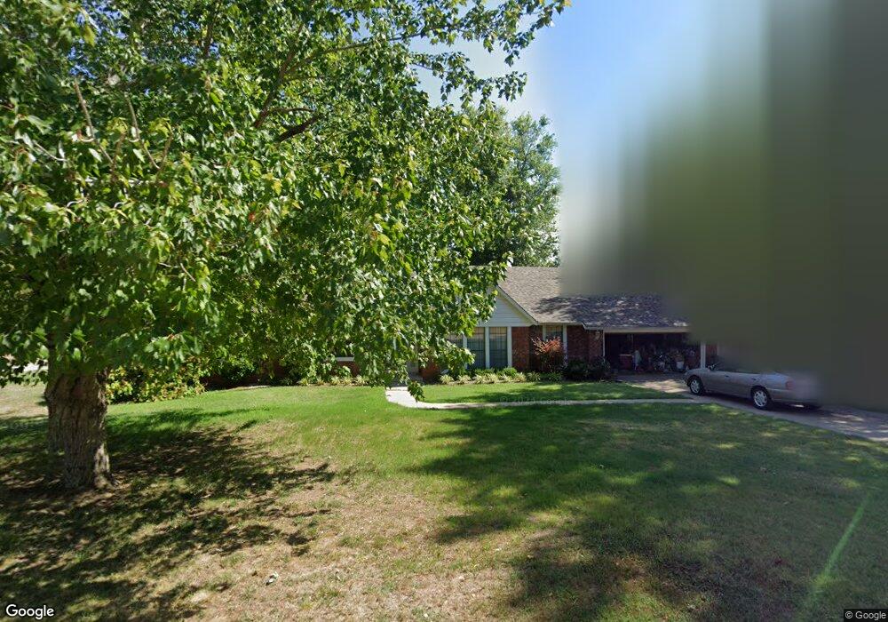 1017 E 12th St, Claremore, OK 74017 - photo 1