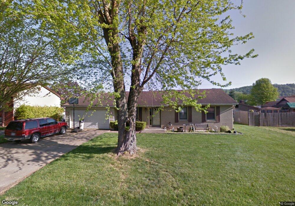 1545 Elmhurst Dr, Worthington, KY 41183 - photo 1