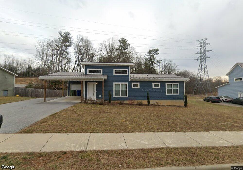 205 Strick Garden Ln, Hendersonville, NC 28792 - photo 1