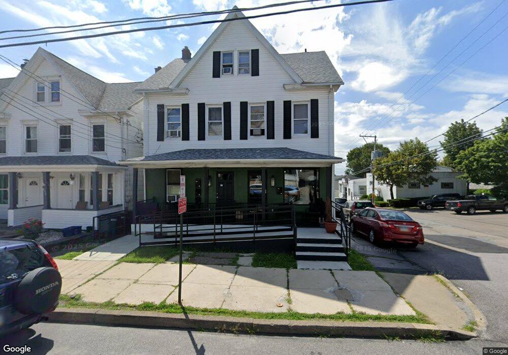 638 N Vine St, Hazleton, PA 18201 - photo 1