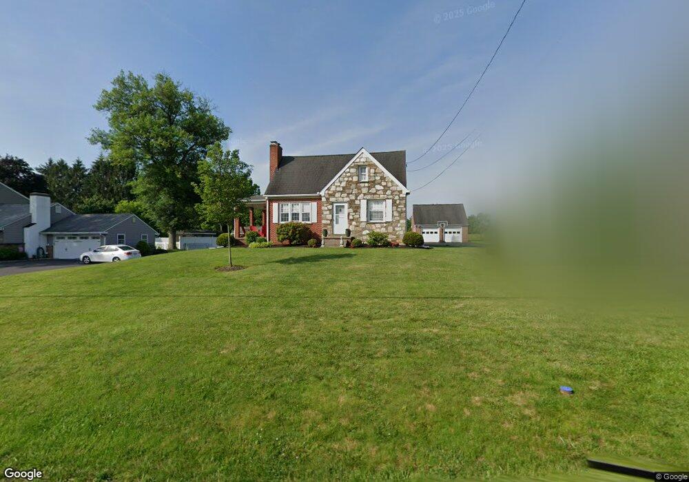 910 Diamond St, Sellersville, PA 18960 - photo 1