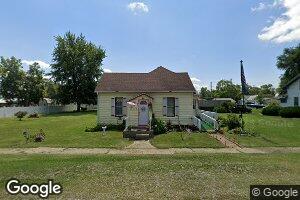 252 W Thompson St, Kahoka, MO 63445