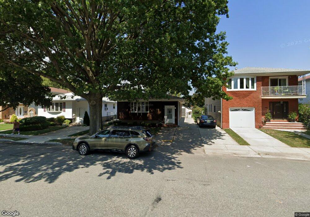 309 Caswell Ave, Staten Island, NY 10314 - photo 1