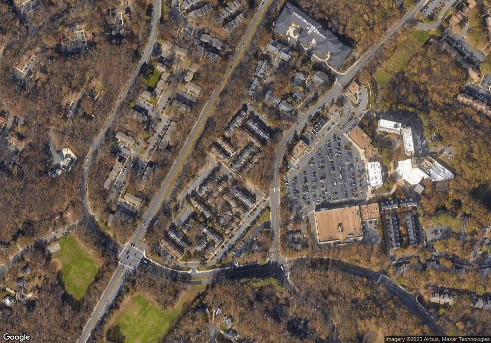 2395 Hunters Square Ct, Reston, VA 20191 - photo 1