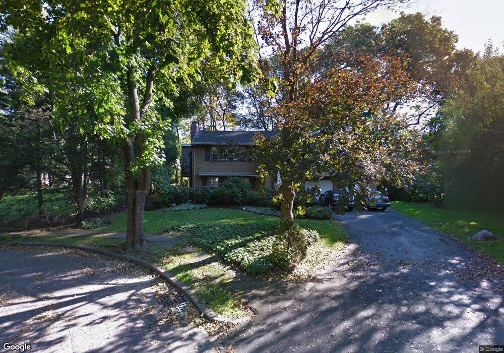 11 Amy Cir, Waban, MA 02468 - photo 1